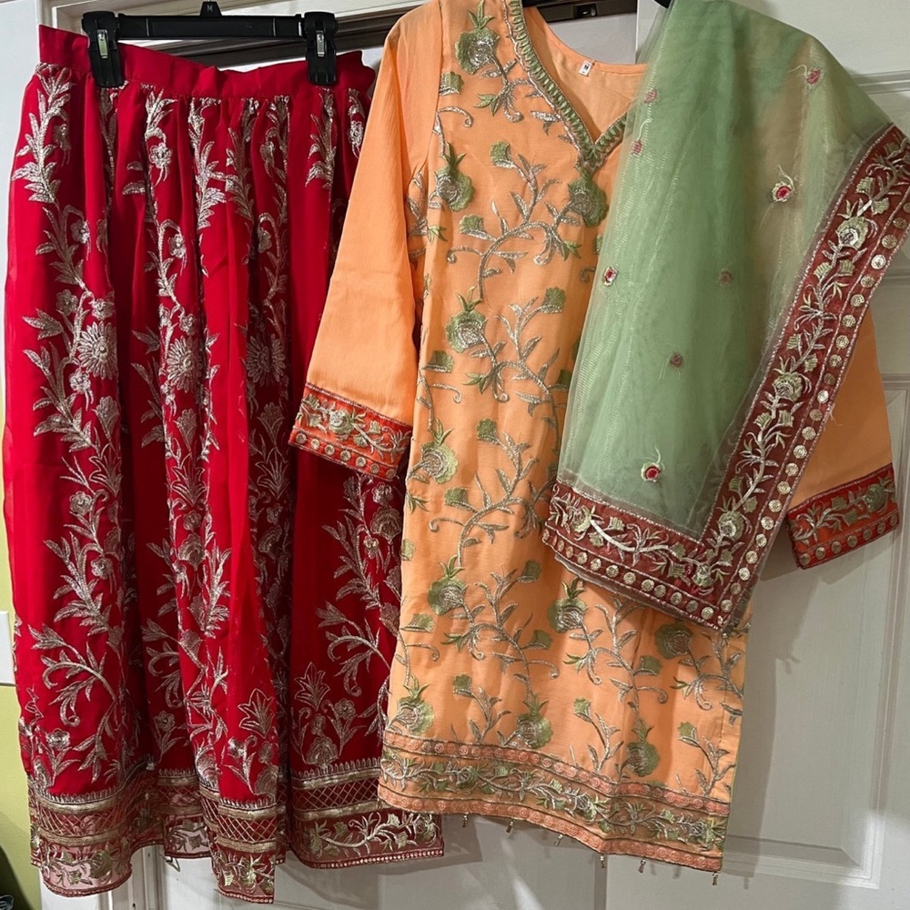Formal dress for women and girls
